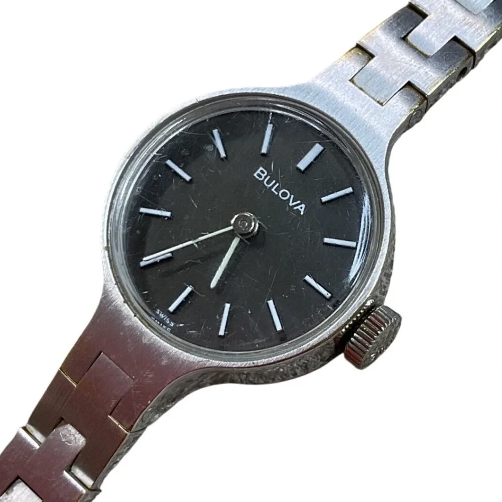 Vintage Bulova Women Watch Black Dial Silver Tone Manual Wind 1972 N2 Swiss Made